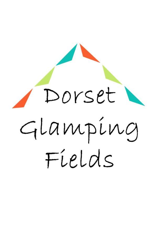Dorset Glamping Fields Hotell Corfe Mullen Exteriör bild