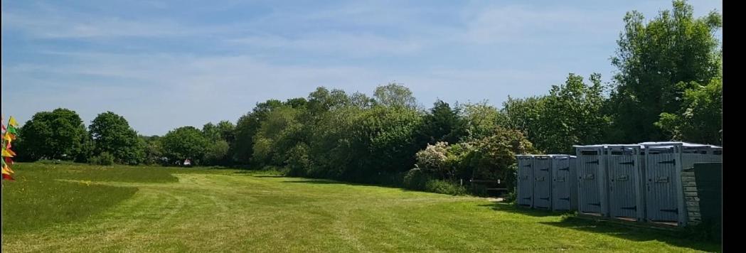 Dorset Glamping Fields Hotell Corfe Mullen Exteriör bild